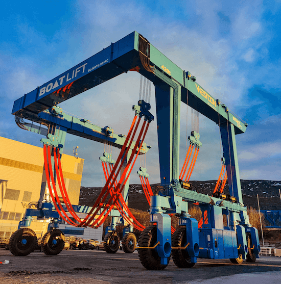 BOAT LIFT Travel Lift tekerlekli portal vinç